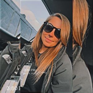 Meet your Posher, Caitlin